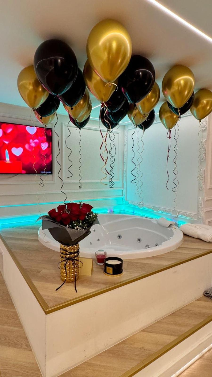 Vip Jacuzzi Luxury Lejlighed Budapest Eksteriør billede