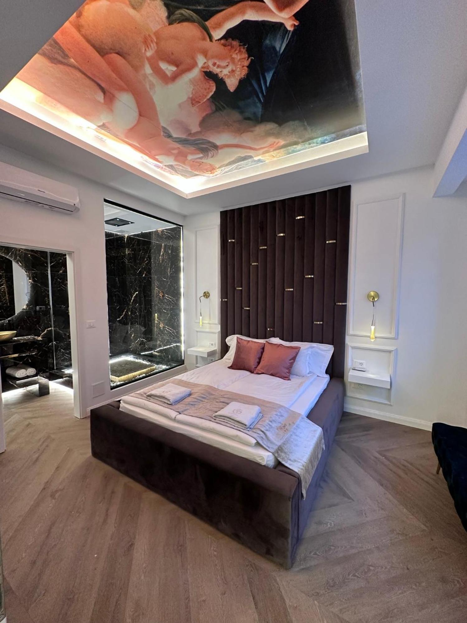 Vip Jacuzzi Luxury Lejlighed Budapest Eksteriør billede