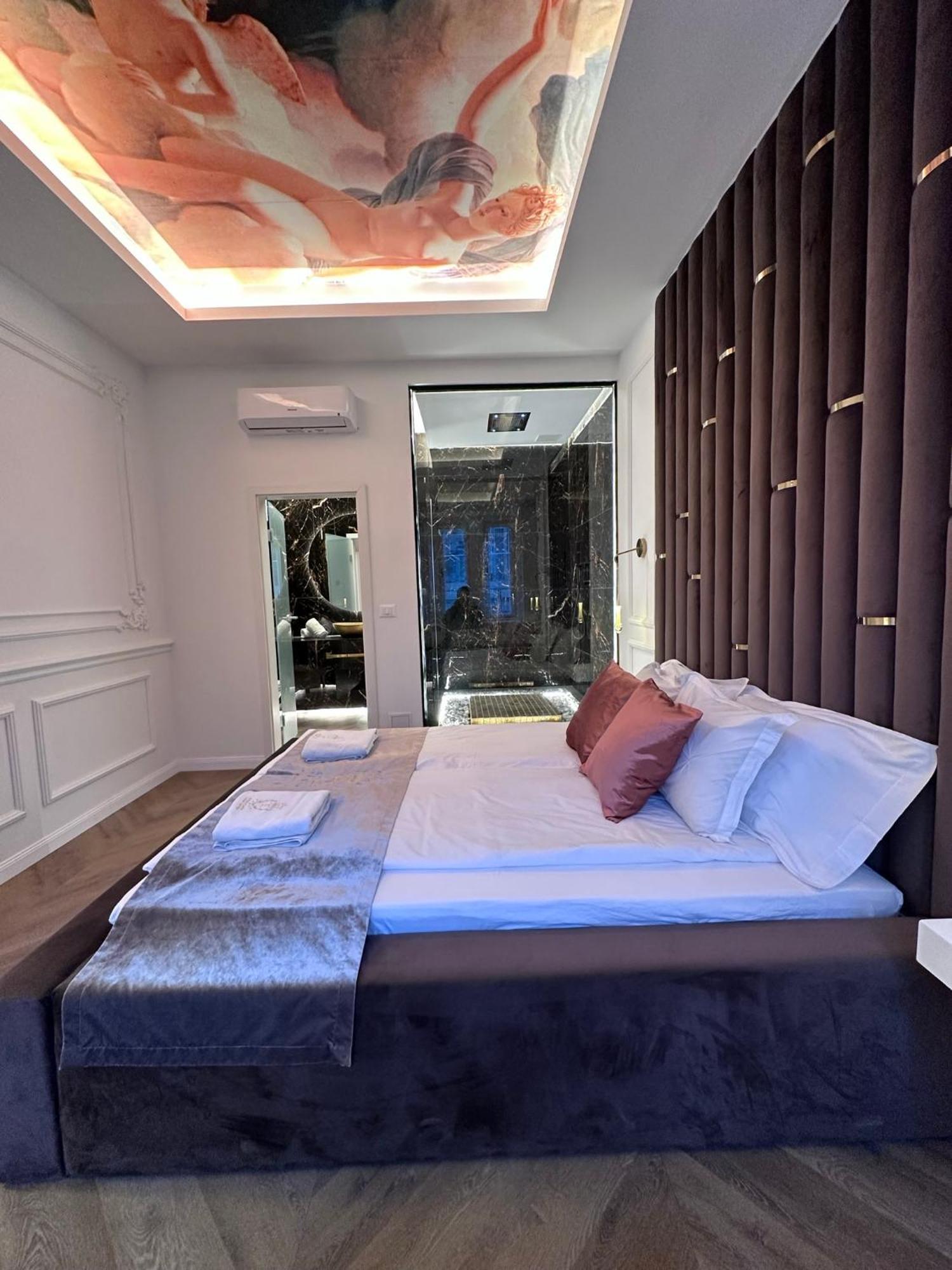 Vip Jacuzzi Luxury Lejlighed Budapest Eksteriør billede